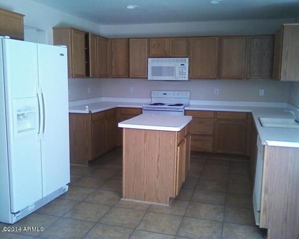 Foto del edificio - 2905 E Liberty Ln