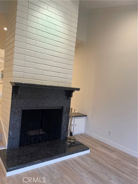 Building Photo - 28225 Ridgepoint Ct