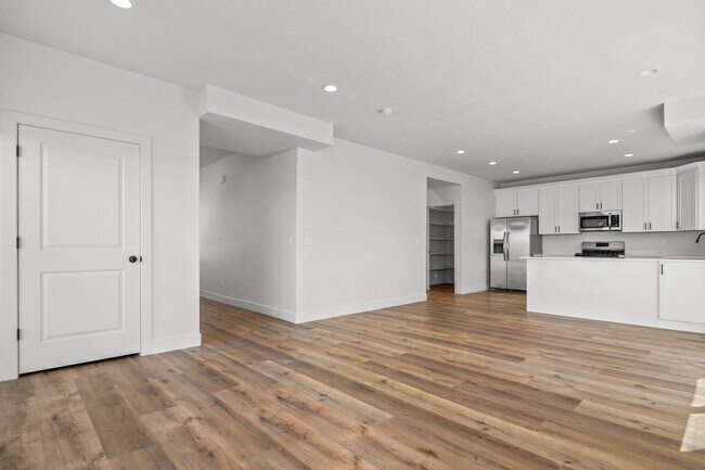 Foto del edificio - 489 W 1760 N