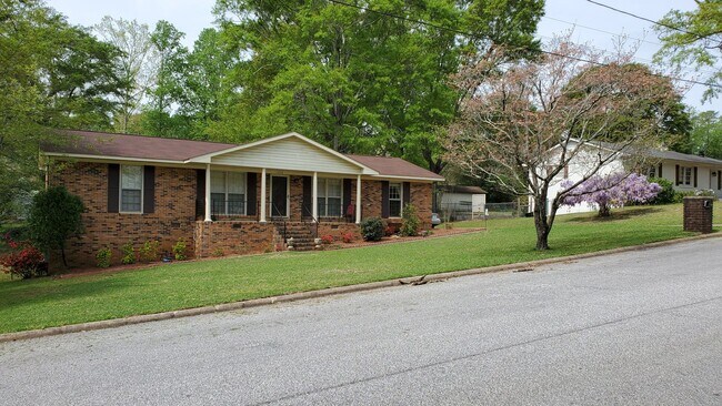 Foto del edificio - House in Opelika Available in July