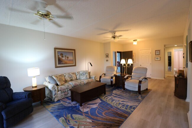 Foto del edificio - 31 Aledo Ct