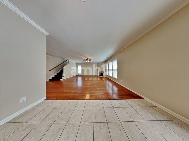 Building Photo - 162 Grayson Ave