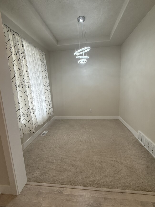 Building Photo - 684 W 1460 S