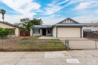 Building Photo - 11355 Camarosa Cir