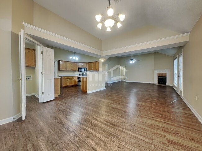 Foto del edificio - 9357 Bryant Trent Blvd