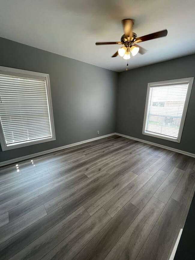 Building Photo - Gorgeous home for rent! ALL BILLS INCLUDED!!!