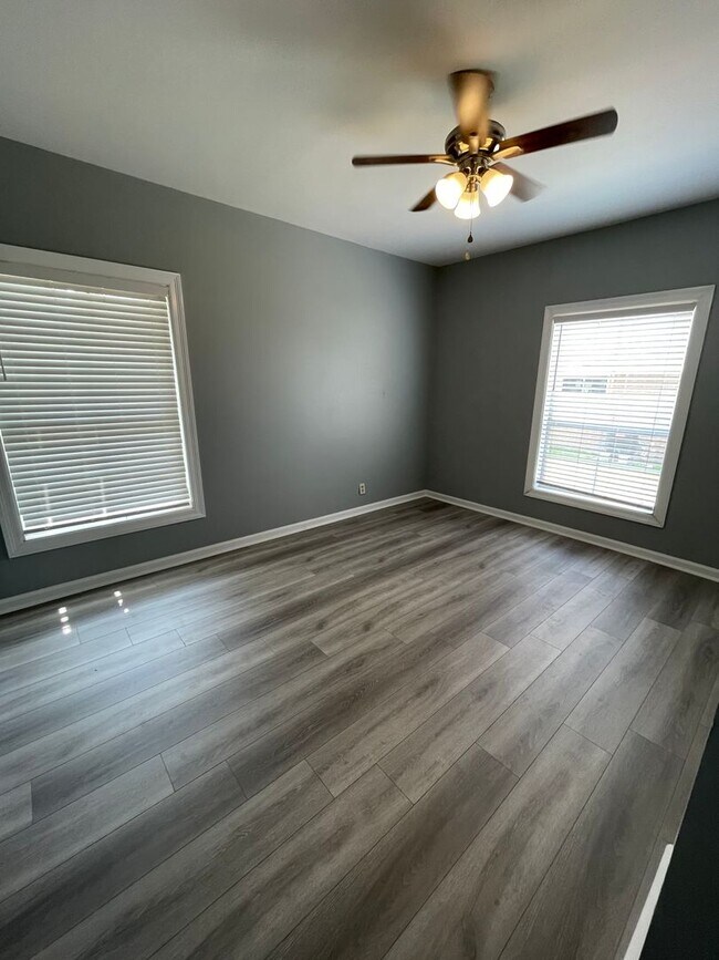 Foto del edificio - Gorgeous home for rent! ALL BILLS INCLUDED!!!
