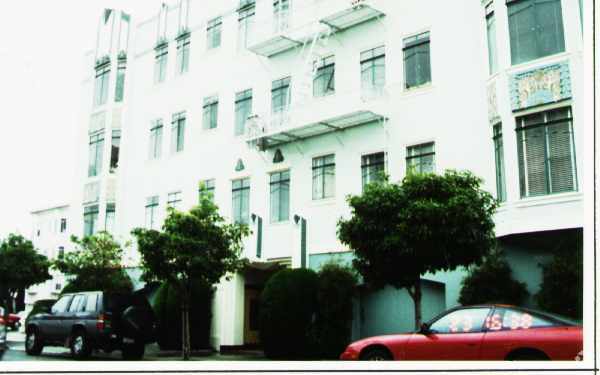 Building Photo - 1990 Beach St