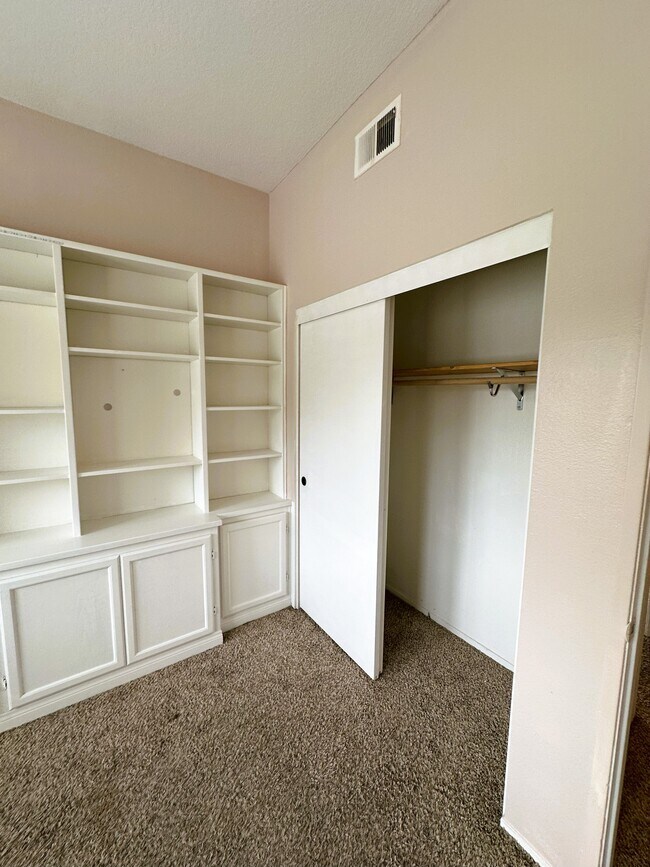 Bedroom 2 Closet - 26441 Brydges Ct