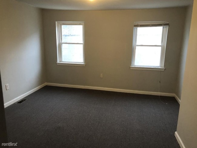 Building Photo - 2 br, 1 bath Apartment - 1429 Frankford Ave