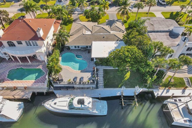 Photo - 2661 NE 22nd Ct House