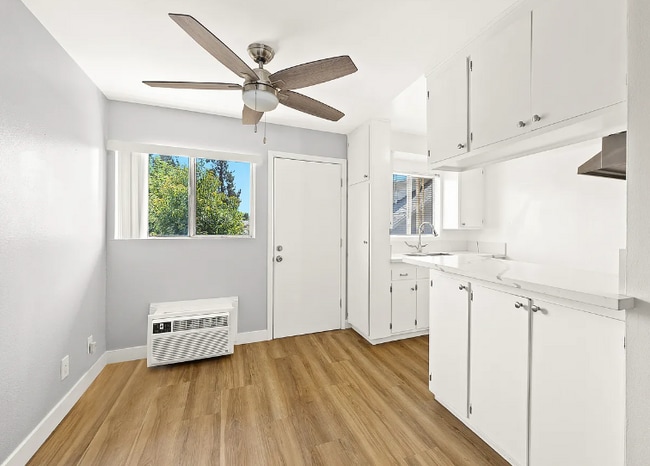 Building Photo - 612 San Pascual Ave