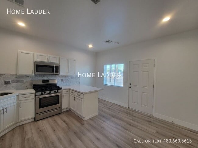 Photo - 2301 N 27th St Apartment