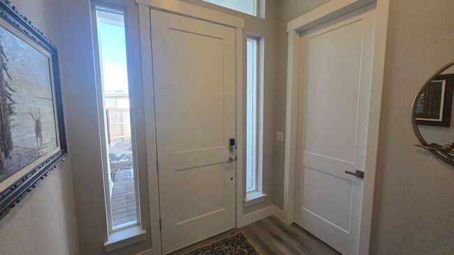 Foto del edificio - Brand new Mother in Law Suite Available!