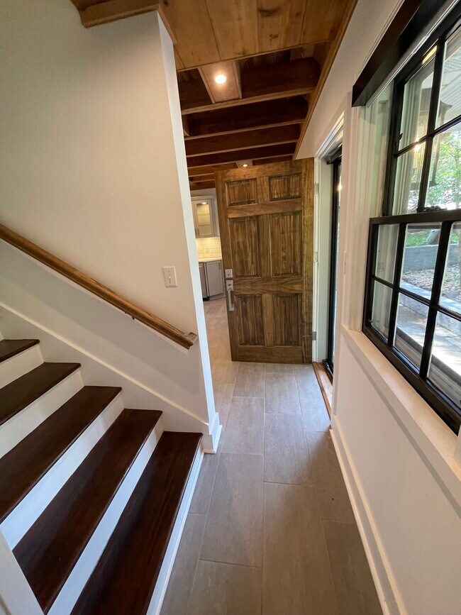 Foto del edificio - 2936 Rivermont Ave