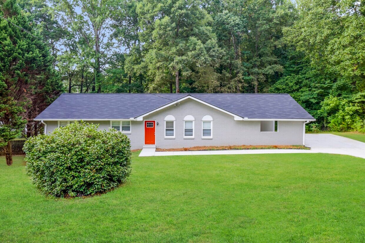 Foto principal - 246 Sandra Dr Nw