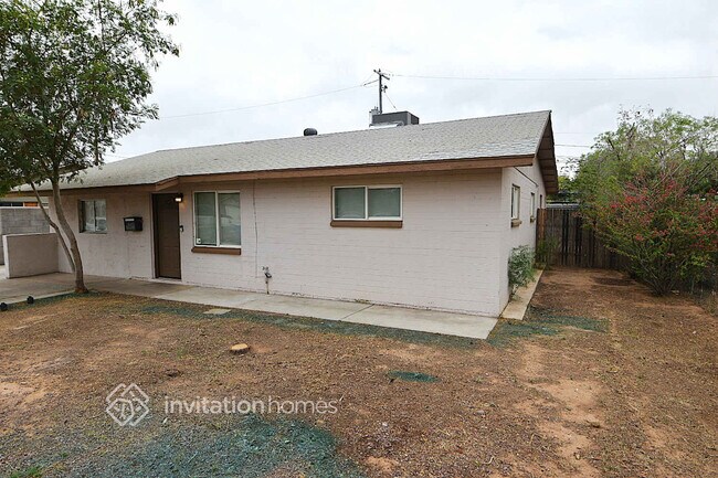 Foto del edificio - 4126 N Mitchell St