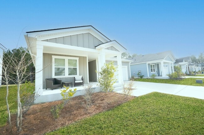 Building Photo - Coming Available!