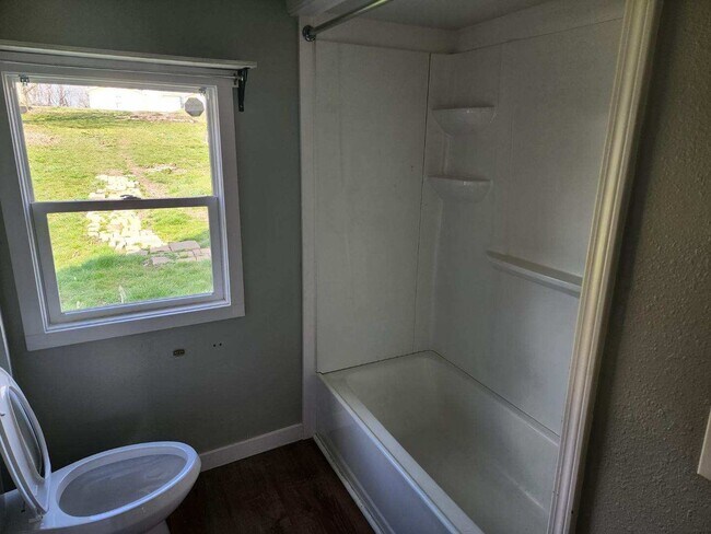 Foto del edificio - 3 Bedroom House for Rent