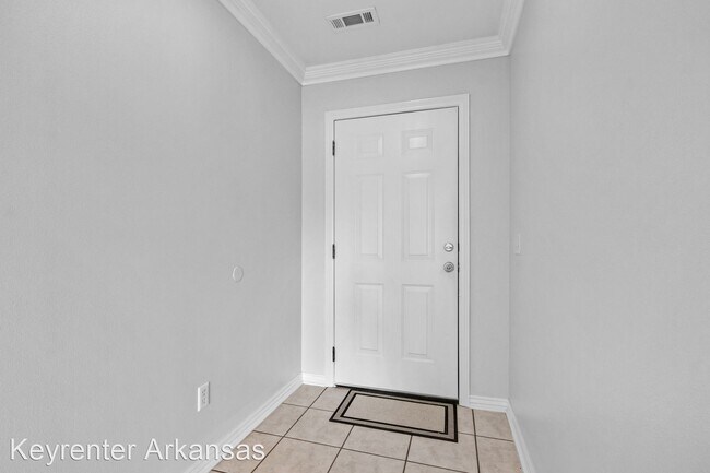 Building Photo - 3 br, 2 bath House - 3805 SW Carriageway Av