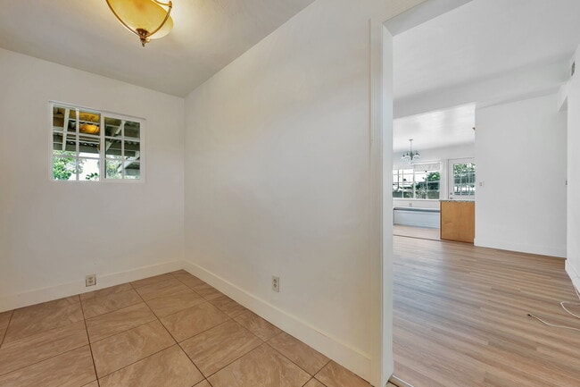 Building Photo - 8511 Andrea Ct