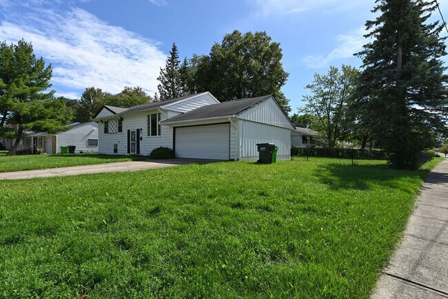 Foto del edificio - 23580 Comstock Rd