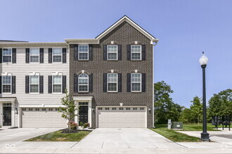 Building Photo - 6898 Sunstone Pl