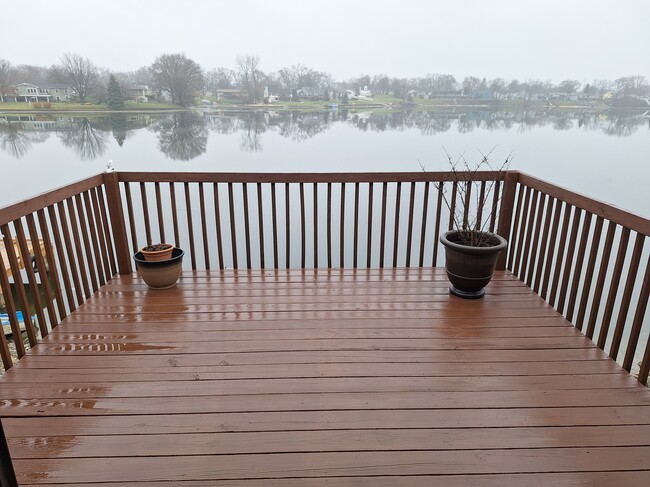 Balcony - S facing lake - 2962 Porter Ct SW