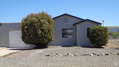 Building Photo - 17150 E Roadrunner Rd