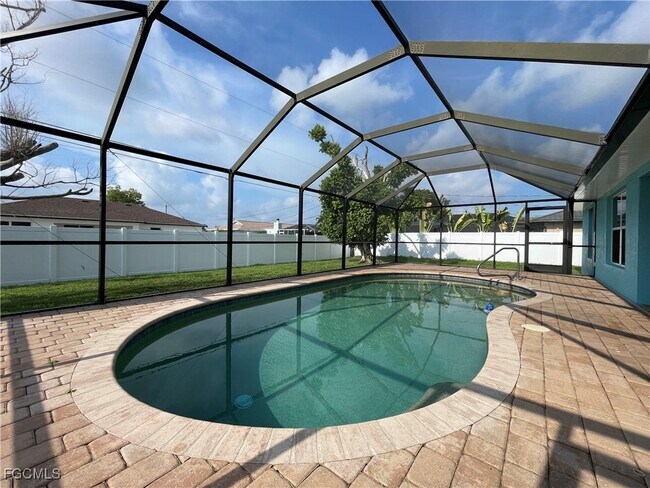 Foto del edificio - 630 SW 28th Terrace