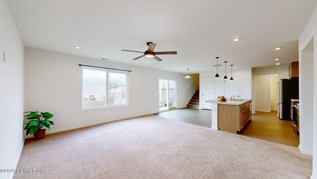 Foto del edificio - 192 Blue Ridge Cir