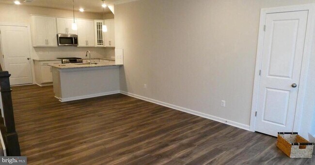 Foto del edificio - 2329 Stephanie Tessa Ln