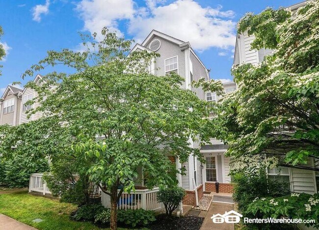 Building Photo - 12 Crusader Ct