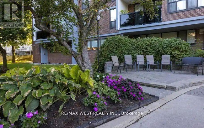 Building Photo - 85 Emmett Ave