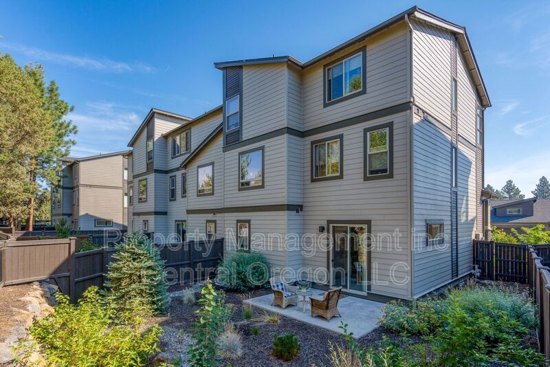 3063 NW Canyon Springs Pl, Bend, OR 97703 House Rental in Bend, OR