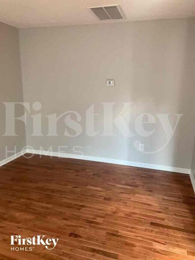 Foto del edificio - 3276 Timber Ridge