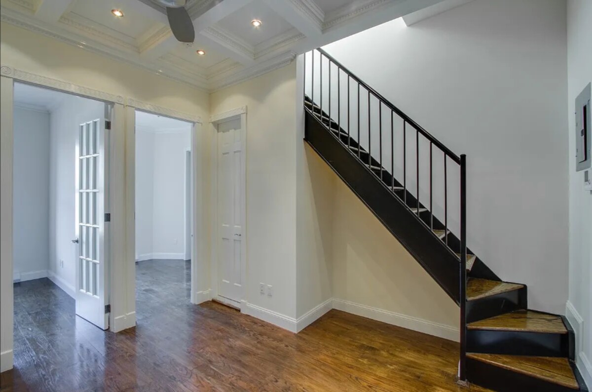 Foto principal - West 103rd Street