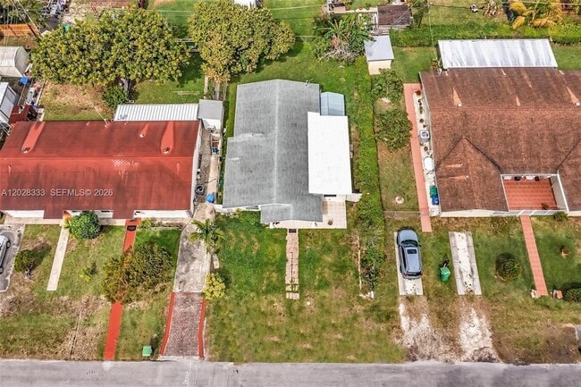 Foto del edificio - 2631 NE 214th St