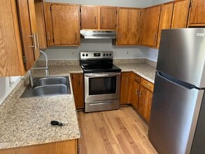 Building Photo - 125 Atwood Dr