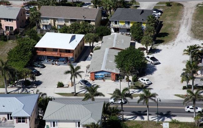 Building Photo - Ocean House Apartments