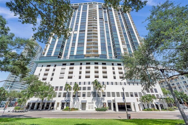 Foto del edificio - 1 Beach Dr SE