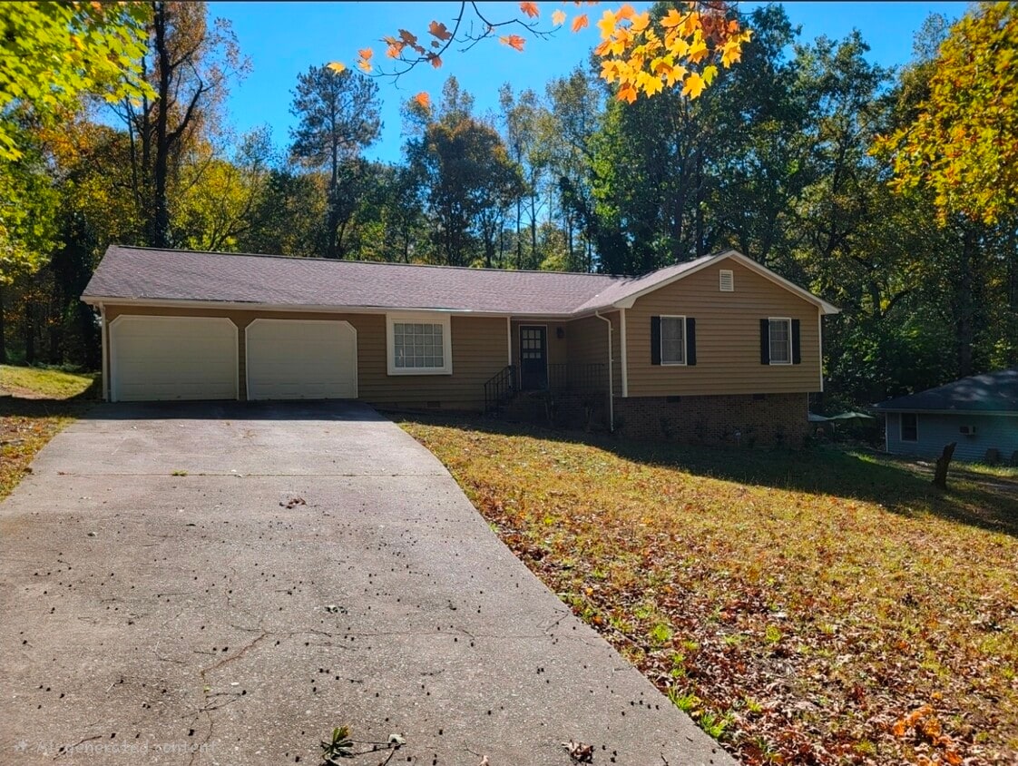 Photo - 270 Huckleberry Ln (Ellenwood, GA)