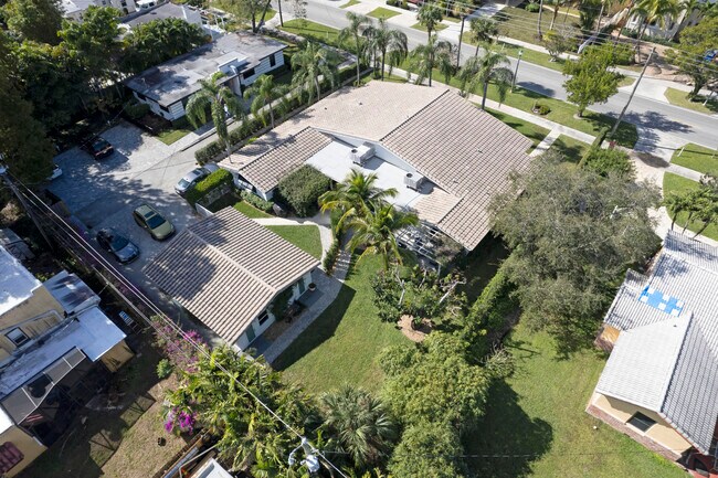 Foto del edificio - 221 N Swinton Ave