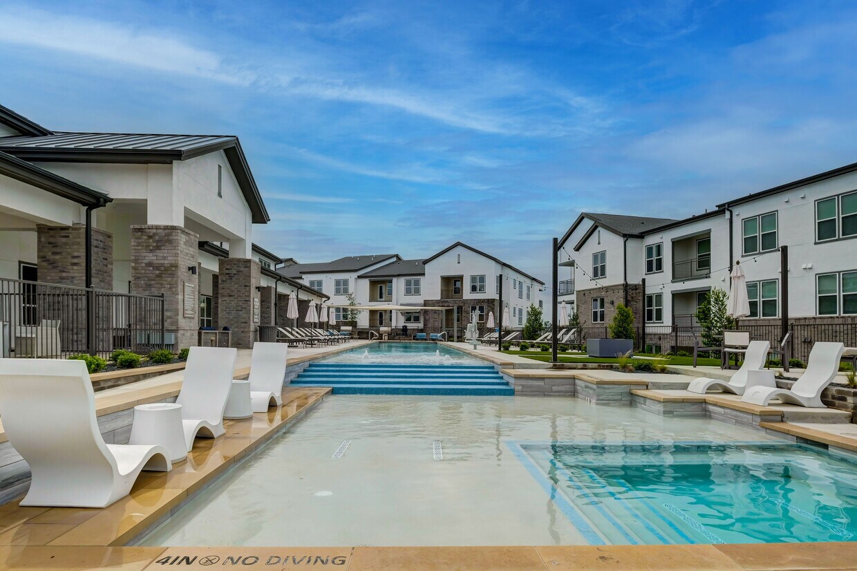 Aven Ridge 1141 Pleasant Hill Rd Leander, TX Apartments for Rent in