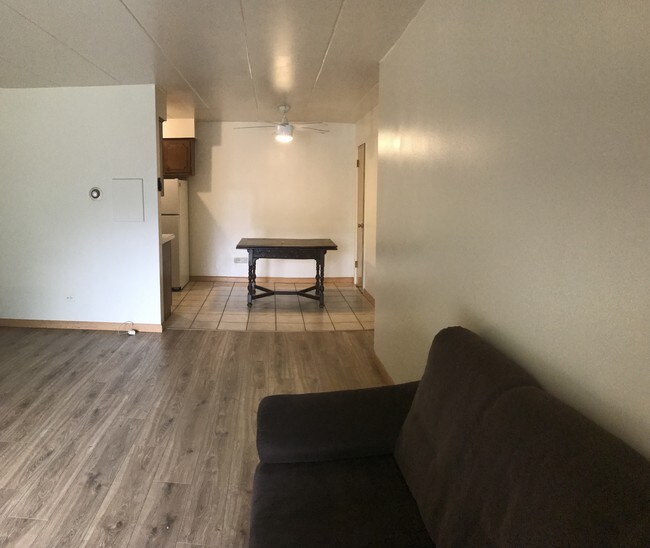 Living room - 10340 S Komensky Ave