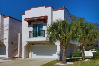 Building Photo - 3617 Bay Heights Way