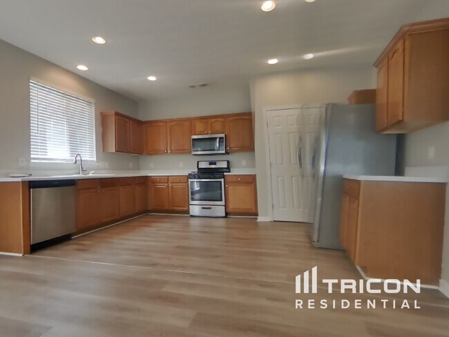 Foto del edificio - 107 Silver Bow Ln