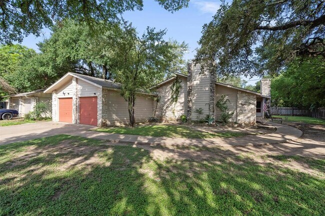 Foto del edificio - 11908 Broad Oaks Dr