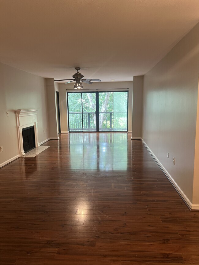 Foto del edificio - 2301 Pine Heights Dr NE