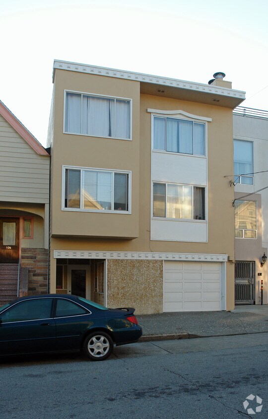Primary Photo - 530 8th Ave